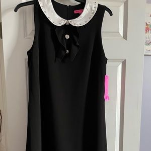 Elegant Betsey Johnson black dress with white Peter Pan collar women size 14